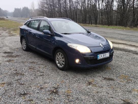 Renault Megane                          2010г. в рассрочку