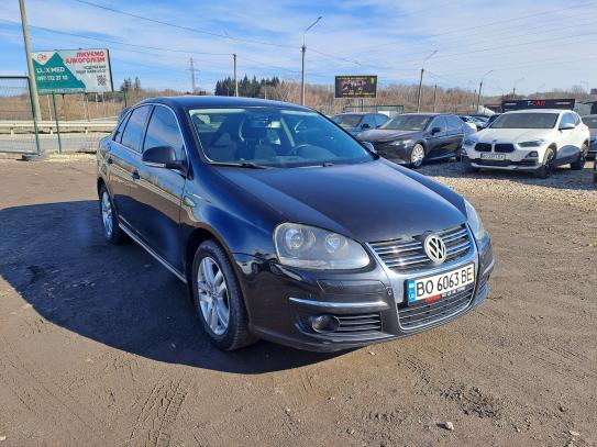 Volkswagen Jetta
                           2006г. в рассрочку