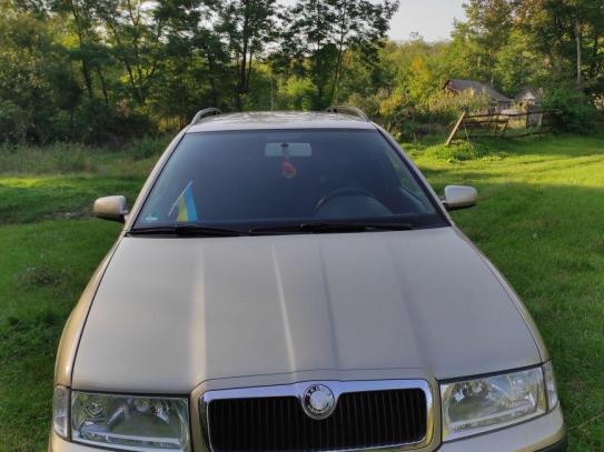 Skoda Octavia                         2005г. в рассрочку