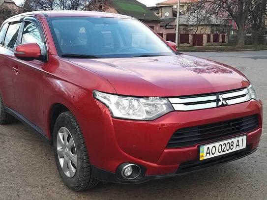 Mitsubishi Outlander 2014р. у розстрочку