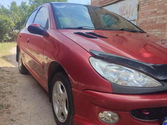 Peugeot 206 2006р. у розстрочку