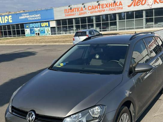 Volkswagen Golf 2014г. в рассрочку