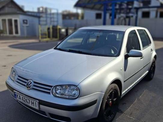 Volkswagen Golf
                            2002г. в рассрочку