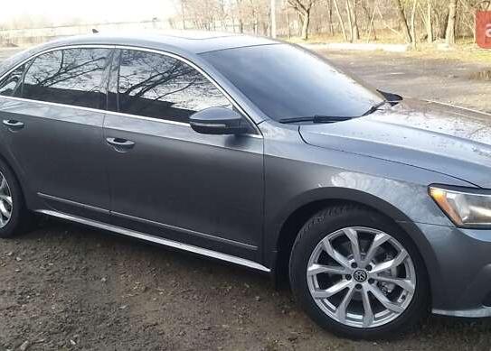 Volkswagen Passat 2017р. у розстрочку