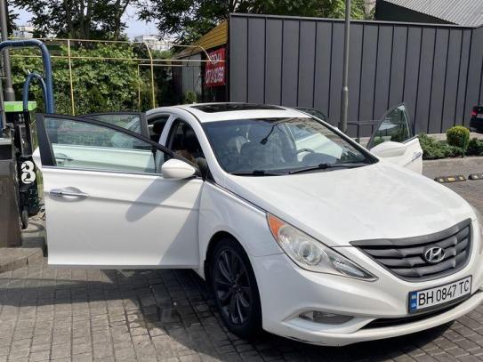 Hyundai Sonata 2012р. у розстрочку