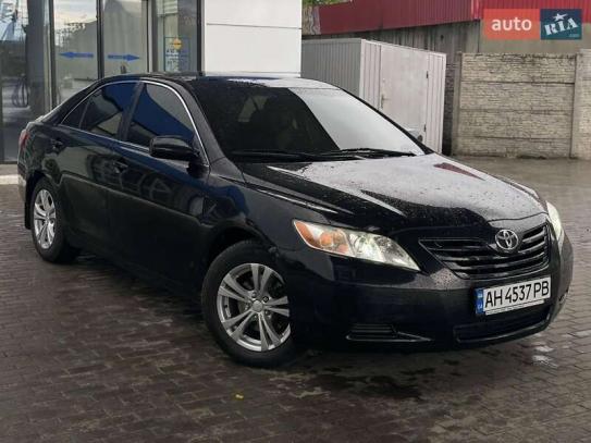 Toyota Camry                           2008г. в рассрочку