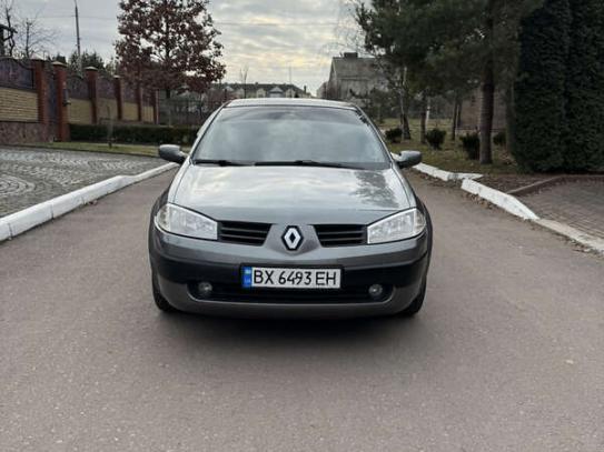 Renault Megane                          2004г. в рассрочку