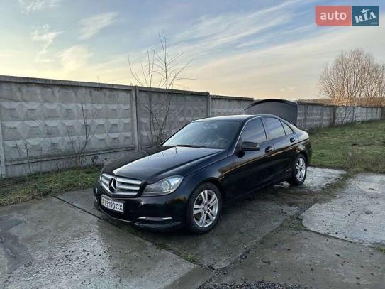 Mercedes-benz C 180
                           2013г. в рассрочку