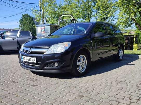 Opel Astra 2008р. у розстрочку