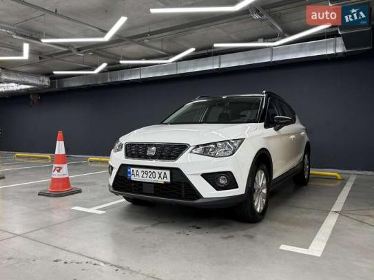 Seat Arona                           2018г. в рассрочку