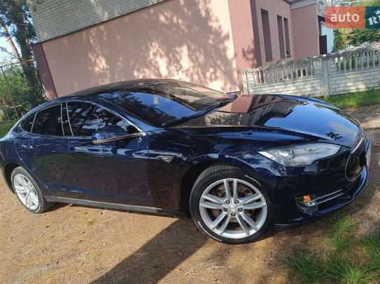 Tesla Model s 2013р. у розстрочку