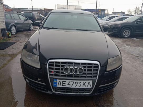 Audi A6 2006р. у розстрочку