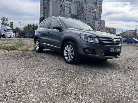 Volkswagen Tiguan 2014г. в рассрочку