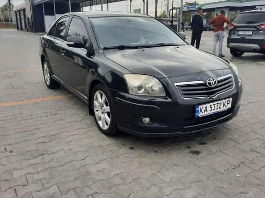 Toyota Avensis 2008р. у розстрочку