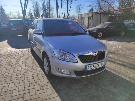 Skoda Fabia
                           2011г. в рассрочку