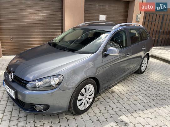 Volkswagen Golf 2012г. в рассрочку