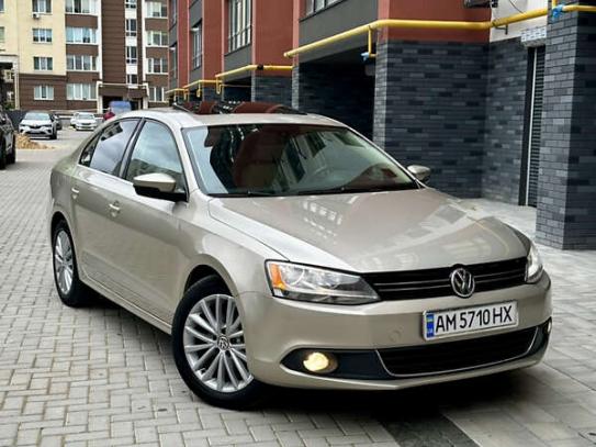 Volkswagen Jetta
                           2012г. в рассрочку