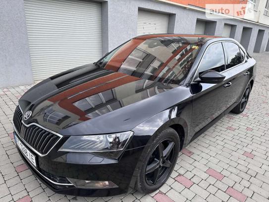 Skoda Superb 2017р. у розстрочку