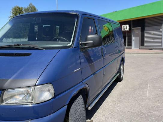 Volkswagen Multivan                        2002г. в рассрочку