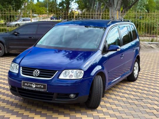 Volkswagen Touran
                          2006г. в рассрочку