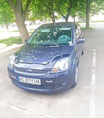 Ford Fiesta 2006р. у розстрочку