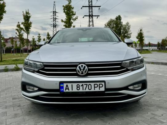 Volkswagen Passat
                          2019г. в рассрочку