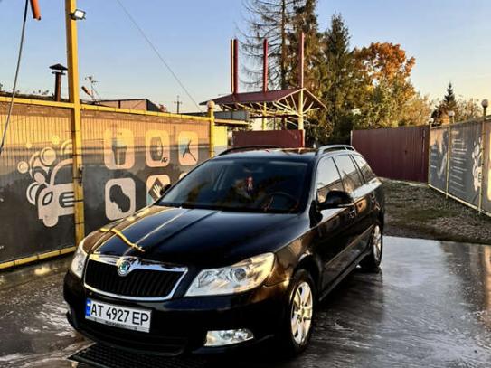 Skoda Octavia                         2012г. в рассрочку