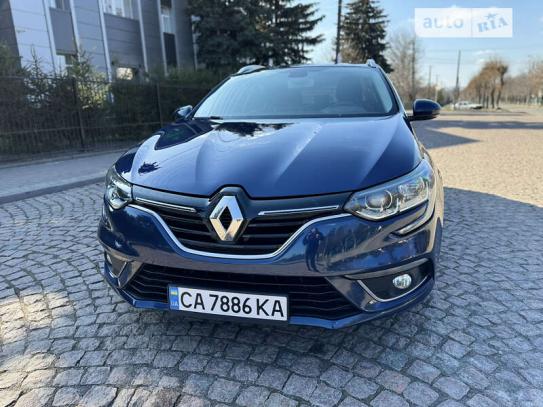 Renault Megane 2017г. в рассрочку