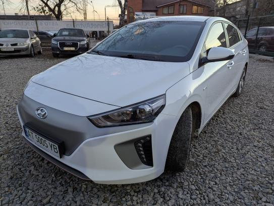 Hyundai Ioniq                           2017г. в рассрочку