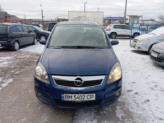 Opel Zafira 2007г. в рассрочку