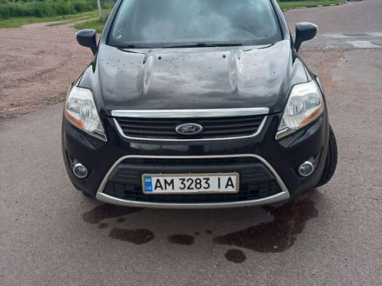 Ford Kuga                            2011г. в рассрочку