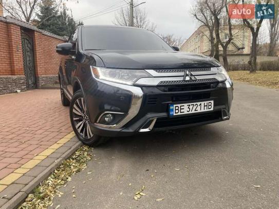 Mitsubishi Outlander 2019р. у розстрочку