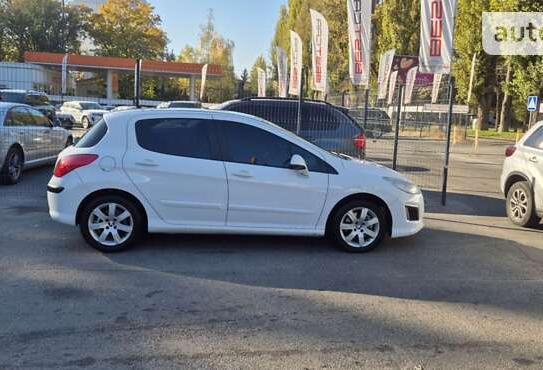 Peugeot 308 2012г. в рассрочку