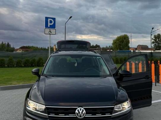 Volkswagen Tiguan
                          2019г. в рассрочку