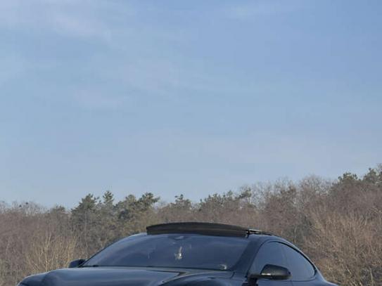 Tesla Model s
                         2016г. в рассрочку