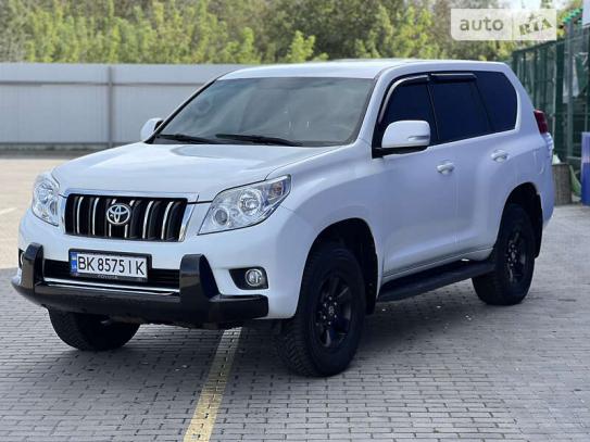 Toyota Land cruiser 2010р. у розстрочку