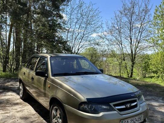 Daewoo Nexia
                           2011г. в рассрочку
