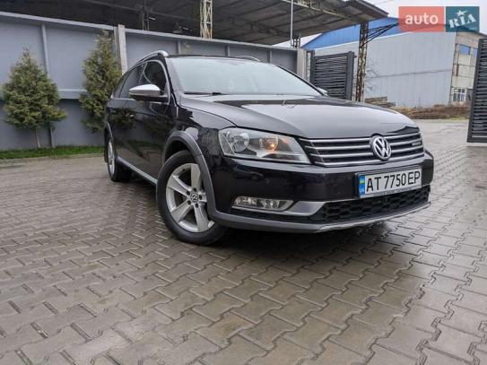 Volkswagen Passat 2012р. у розстрочку