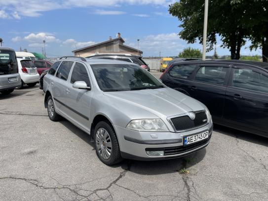 Skoda Octavia                         2005г. в рассрочку