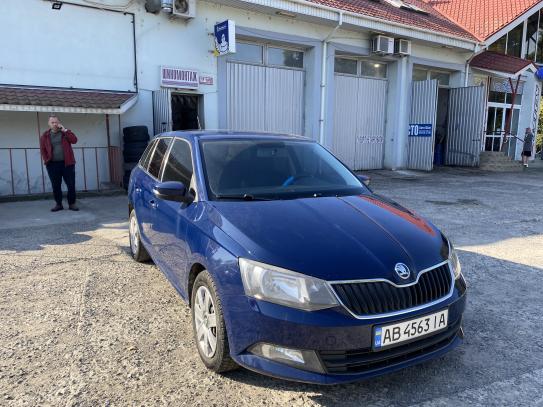 Skoda Fabia
                           2015г. в рассрочку