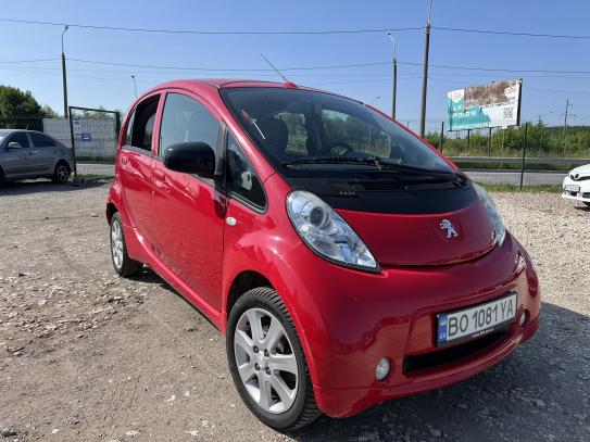 Peugeot Ion
                             2011г. в рассрочку