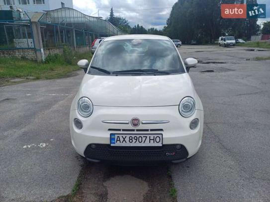 Fiat 500e                            2015г. в рассрочку