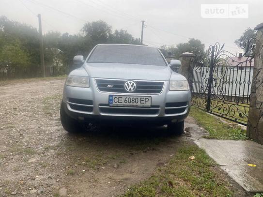 Volkswagen Touareg 2005г. в рассрочку