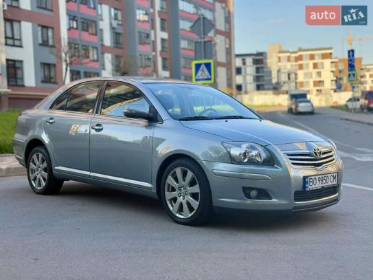 Toyota Avensis                         2008г. в рассрочку