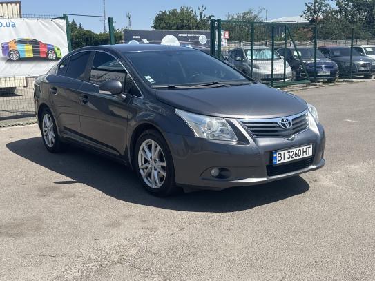 Toyota Avensis 2009г. в рассрочку