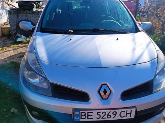 Renault Clio 2007г. в рассрочку