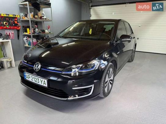 Volkswagen E-golf                          2019г. в рассрочку