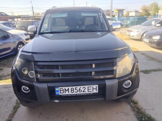 Mitsubishi Pajero 2007г. в рассрочку