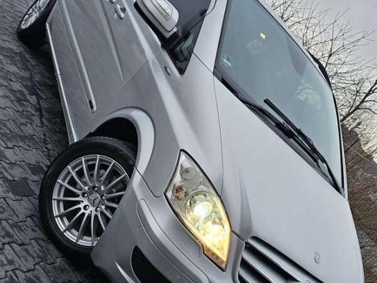 Mercedes-benz Viano                           2011г. в рассрочку