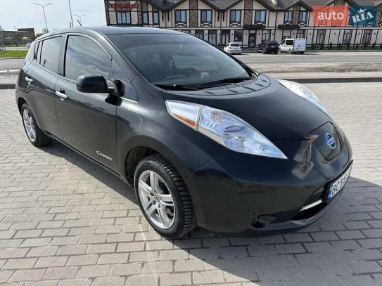 Nissan Leaf
                            2015г. в рассрочку